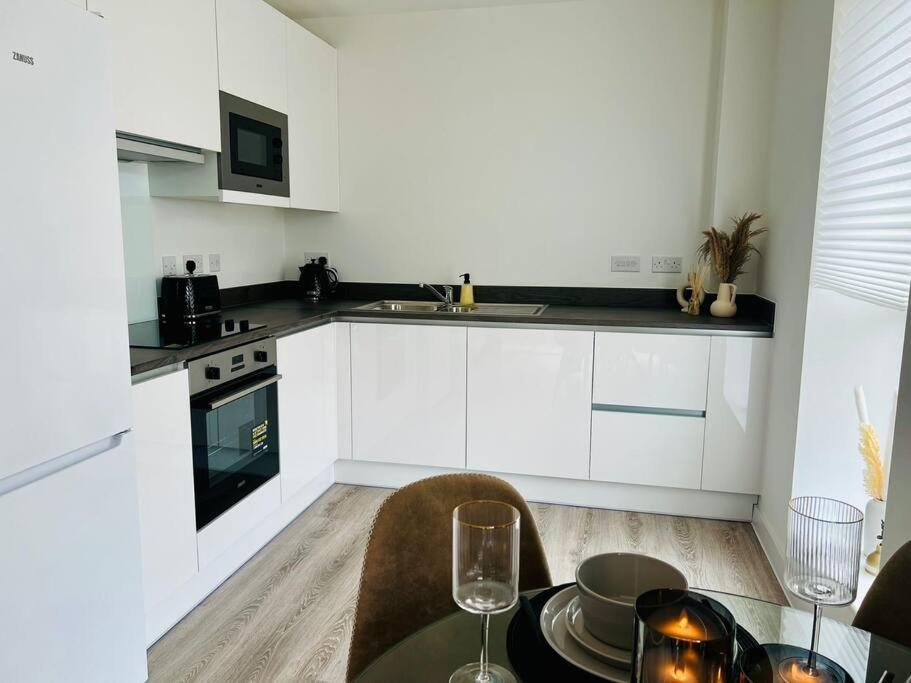 Hessian Lounge -Wyndale- Central 2Br W/Parking Бирмингам Екстериор снимка