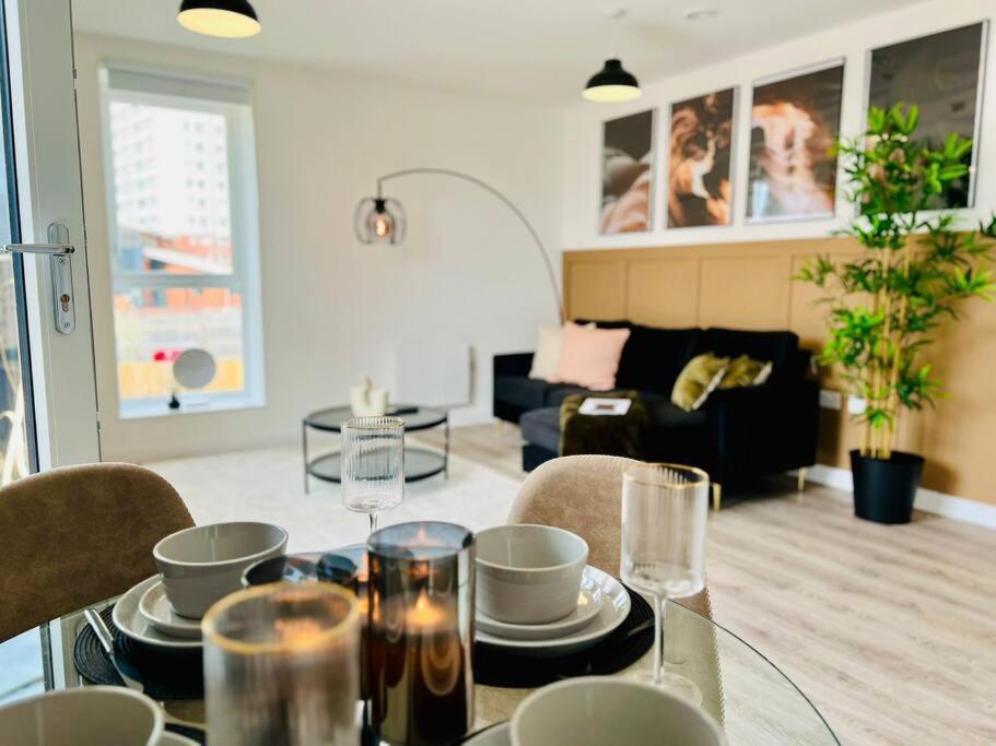Hessian Lounge -Wyndale- Central 2Br W/Parking Бирмингам Екстериор снимка