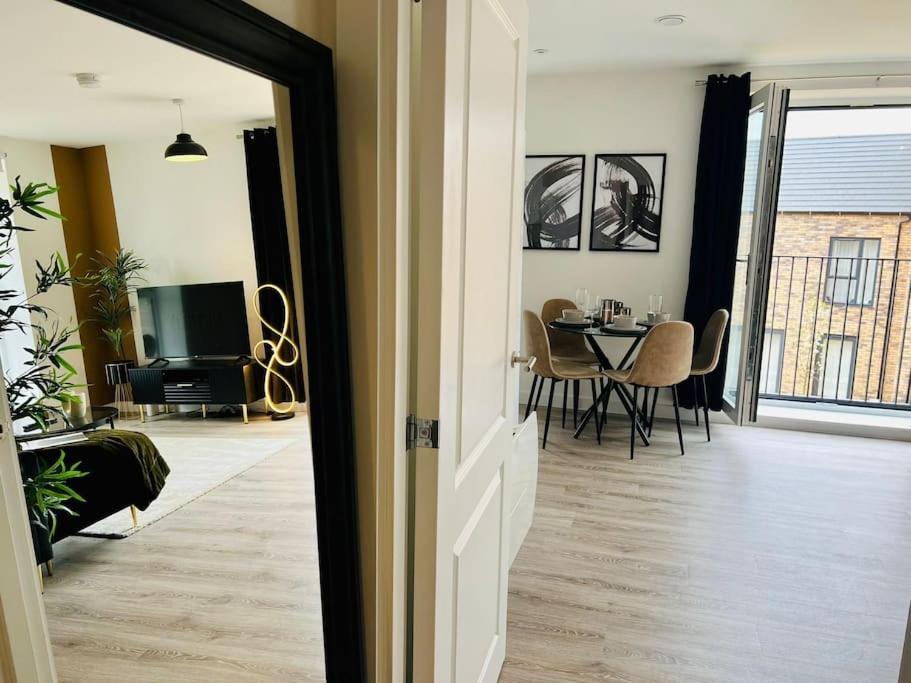 Hessian Lounge -Wyndale- Central 2Br W/Parking Бирмингам Екстериор снимка