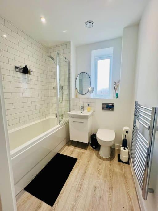 Hessian Lounge -Wyndale- Central 2Br W/Parking Бирмингам Екстериор снимка